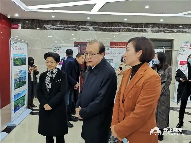 文旅部非遗司一级巡视员王晨阳：加大传承保护力度，让非遗回归生活(图2)